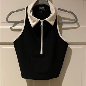 Abercrombie & Fitch Black and White Zip-Up Crop Top